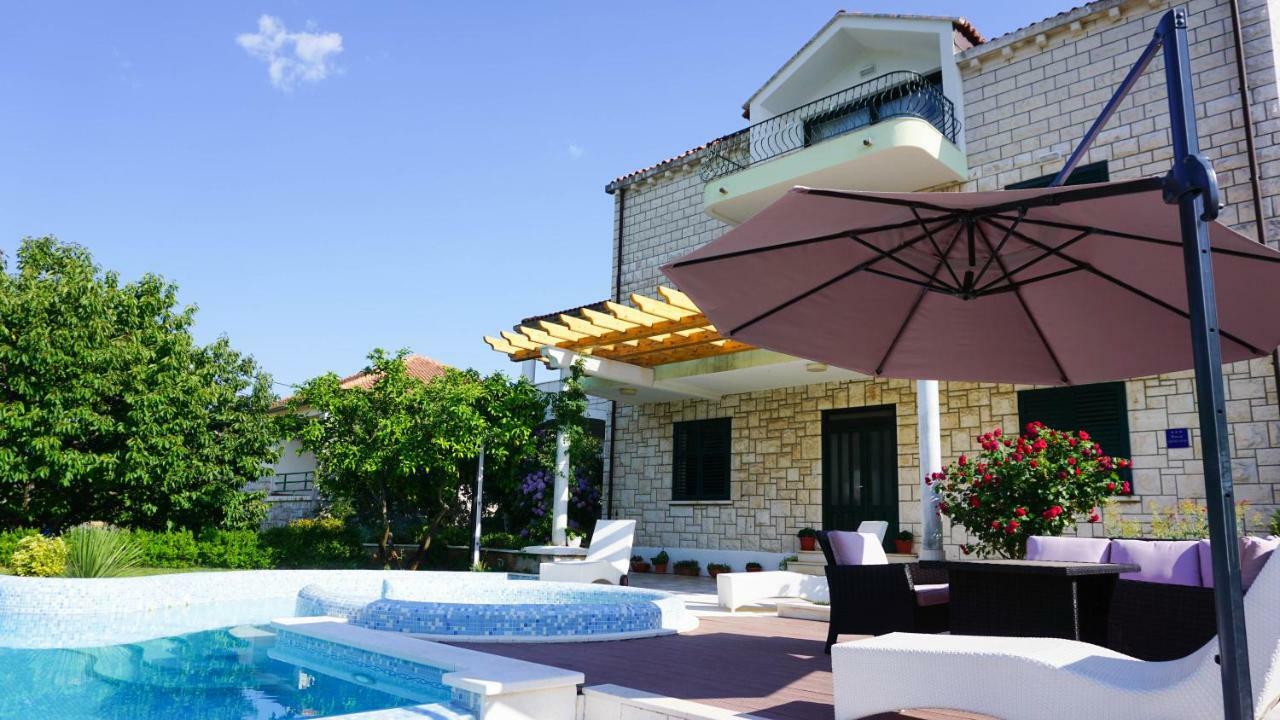 Villa Siga مالي ستون المظهر الخارجي الصورة
